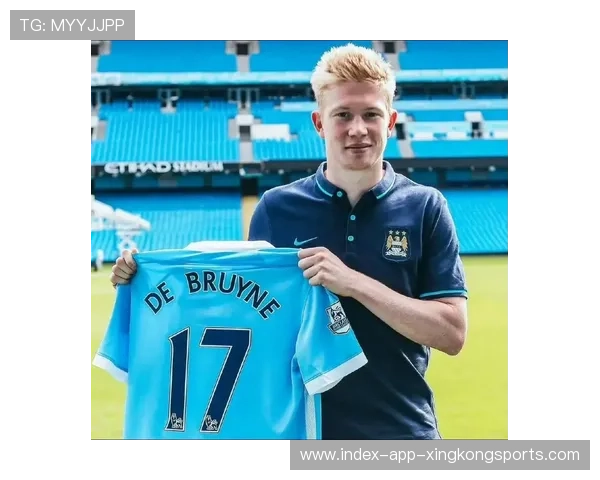 德布劳内脚尖轻点带出突破路线，曼城流动性再次提升